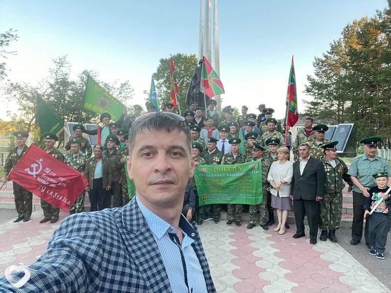 Геннадий