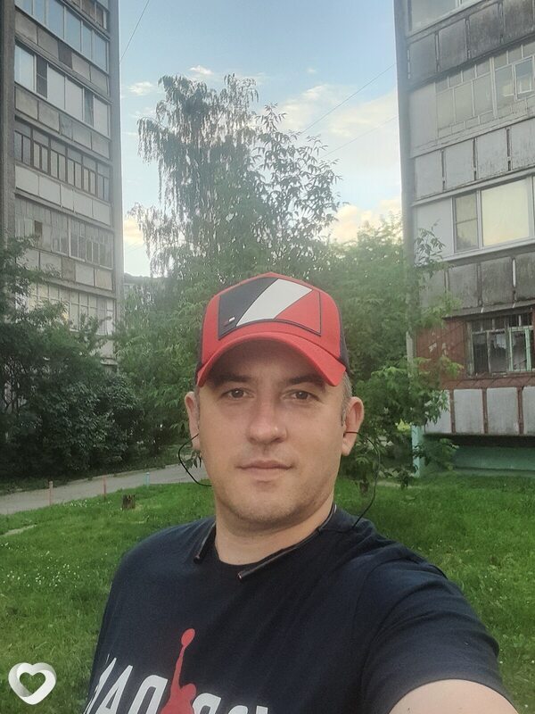 Геннадий