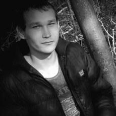 Максим, 32