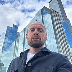 Михаил, 27