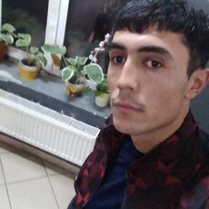 Сёма, 27