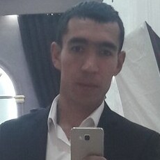 Веня, 35