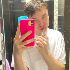 Илюха, 21
