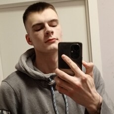 Артём, 22