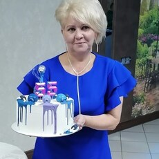Эмма, 56