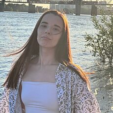 Лена, 25