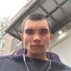 Анатолий, 23