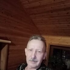 Виталя, 60