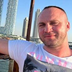 Михаил, 39