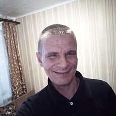 Макс, 46