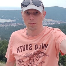 Донат, 44