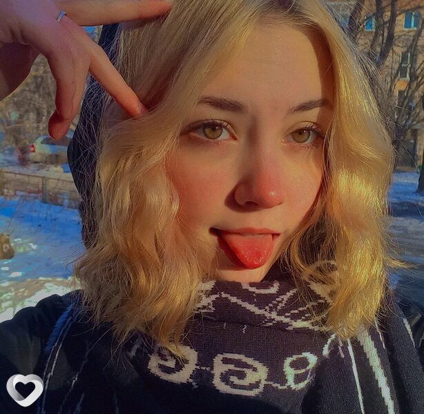 Аня