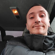 Илья, 27