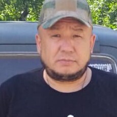 Виктор, 43