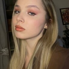 Ксения, 19