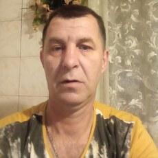Валентин, 47
