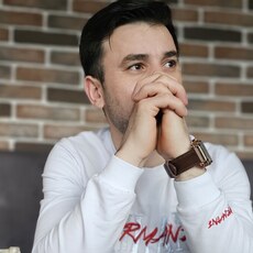 Лев, 34