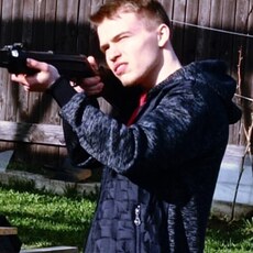 Аркадий, 22