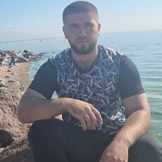 Денис, 26