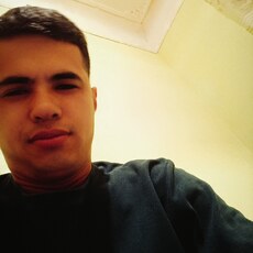 Артур, 26