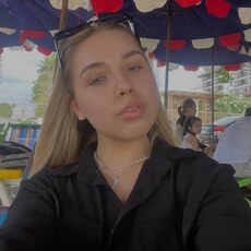 Милана, 23
