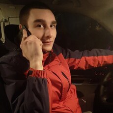 Аркадий, 28