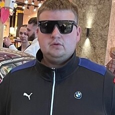 Максим, 43