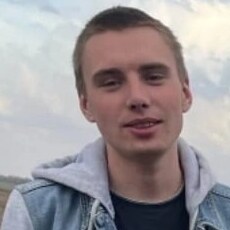 Александр, 22