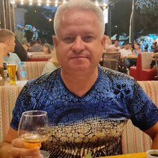 Саша, 51