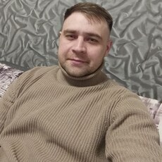 Ринат, 32