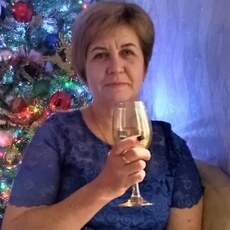 Зоя, 56