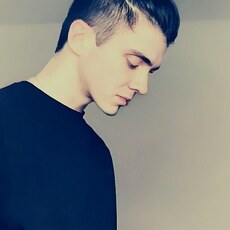 Фёдор, 22