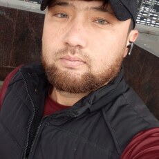 Борис, 30