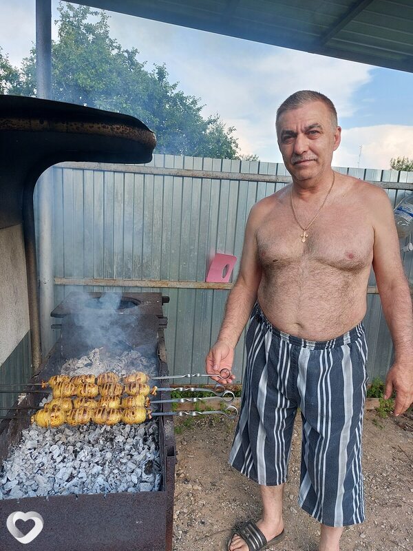 Геннадий