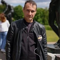 Витя, 42