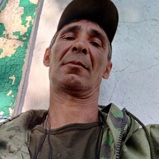 Гриша, 50