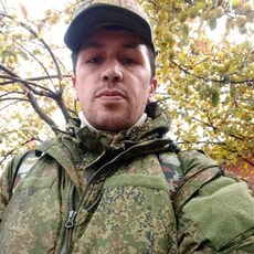 Тимур, 33