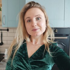 Злата, 28