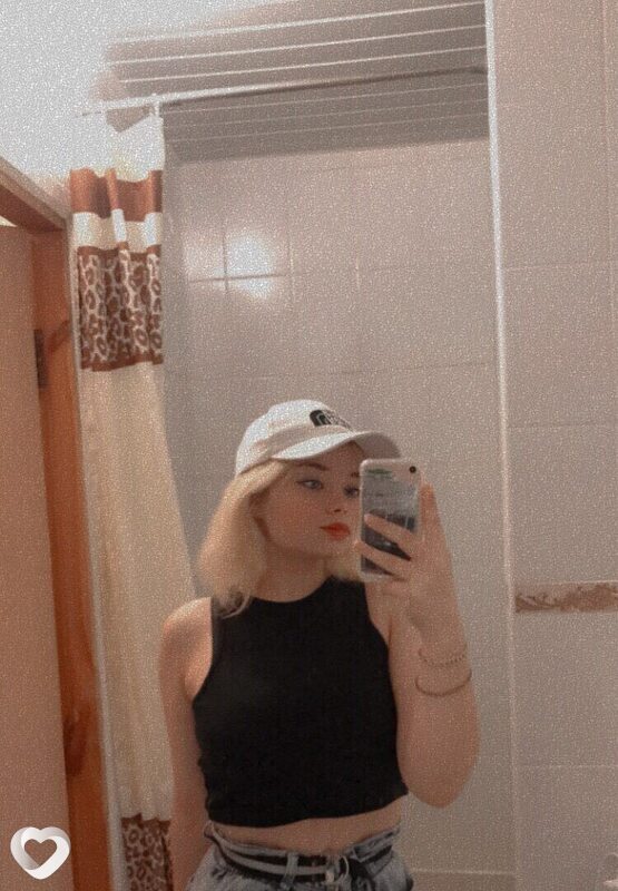 Мила