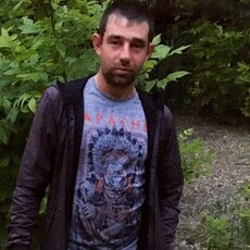 Лаврик, 36