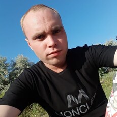 Веня, 25