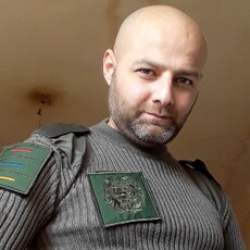 Валя, 39