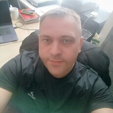 Витя, 40