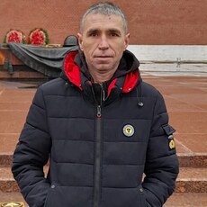 Гриша, 47