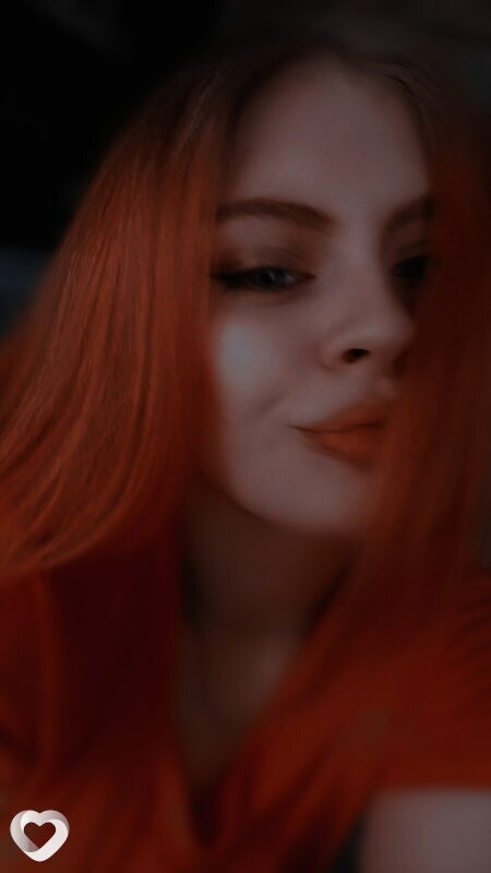 Оля