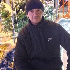 Руслан, 43