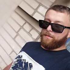 Сеня, 32
