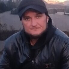 Саша, 42