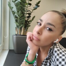 Нина, 41