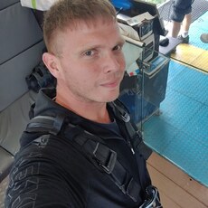 Артём